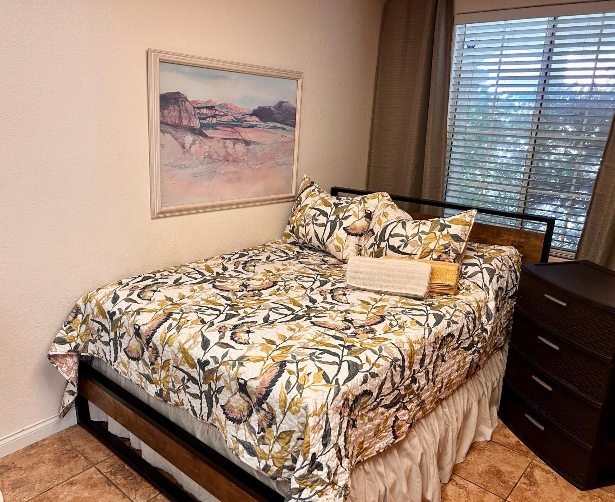 Sundown Sands Hideaway Hemet Exterior photo
